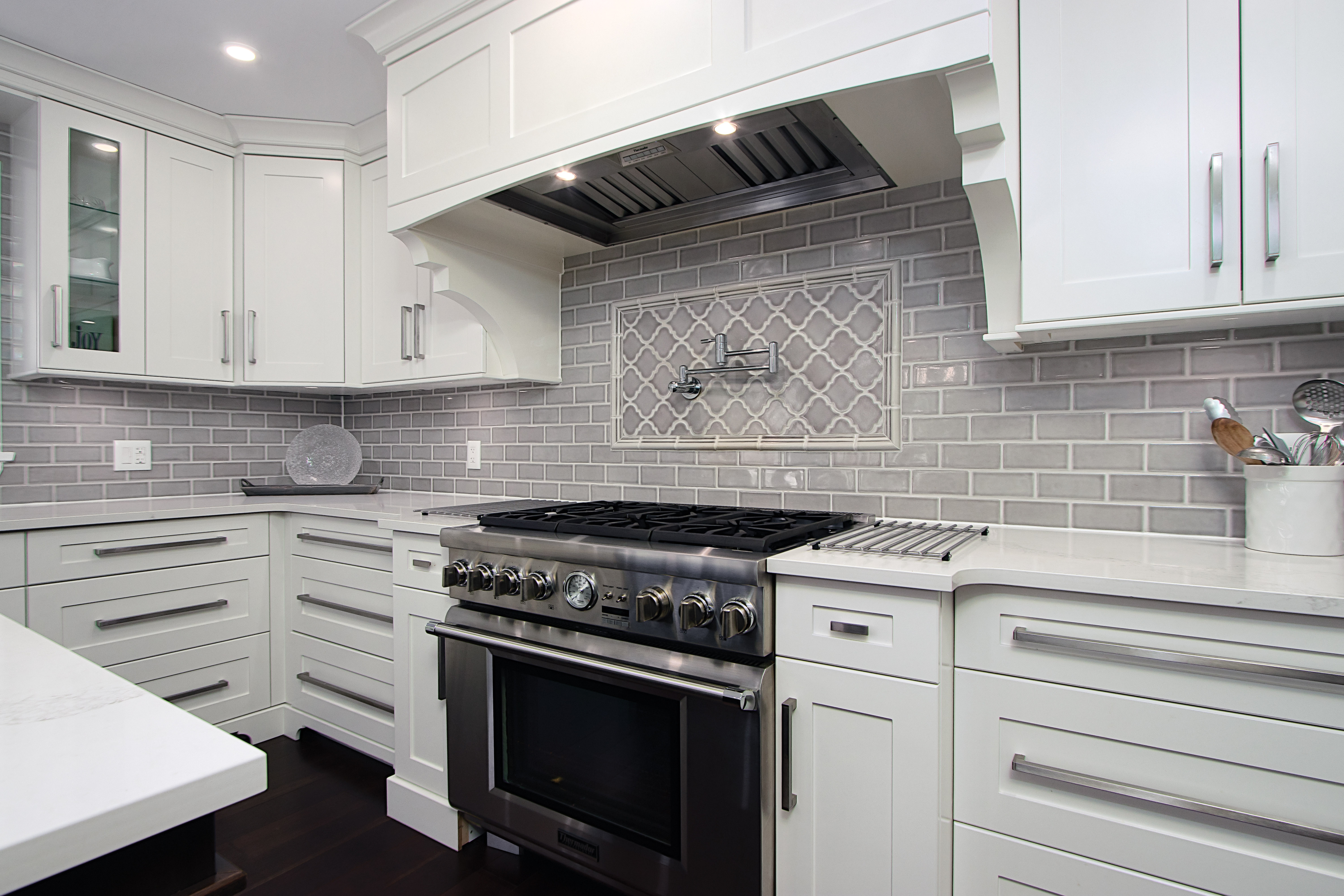 32 Kitchen