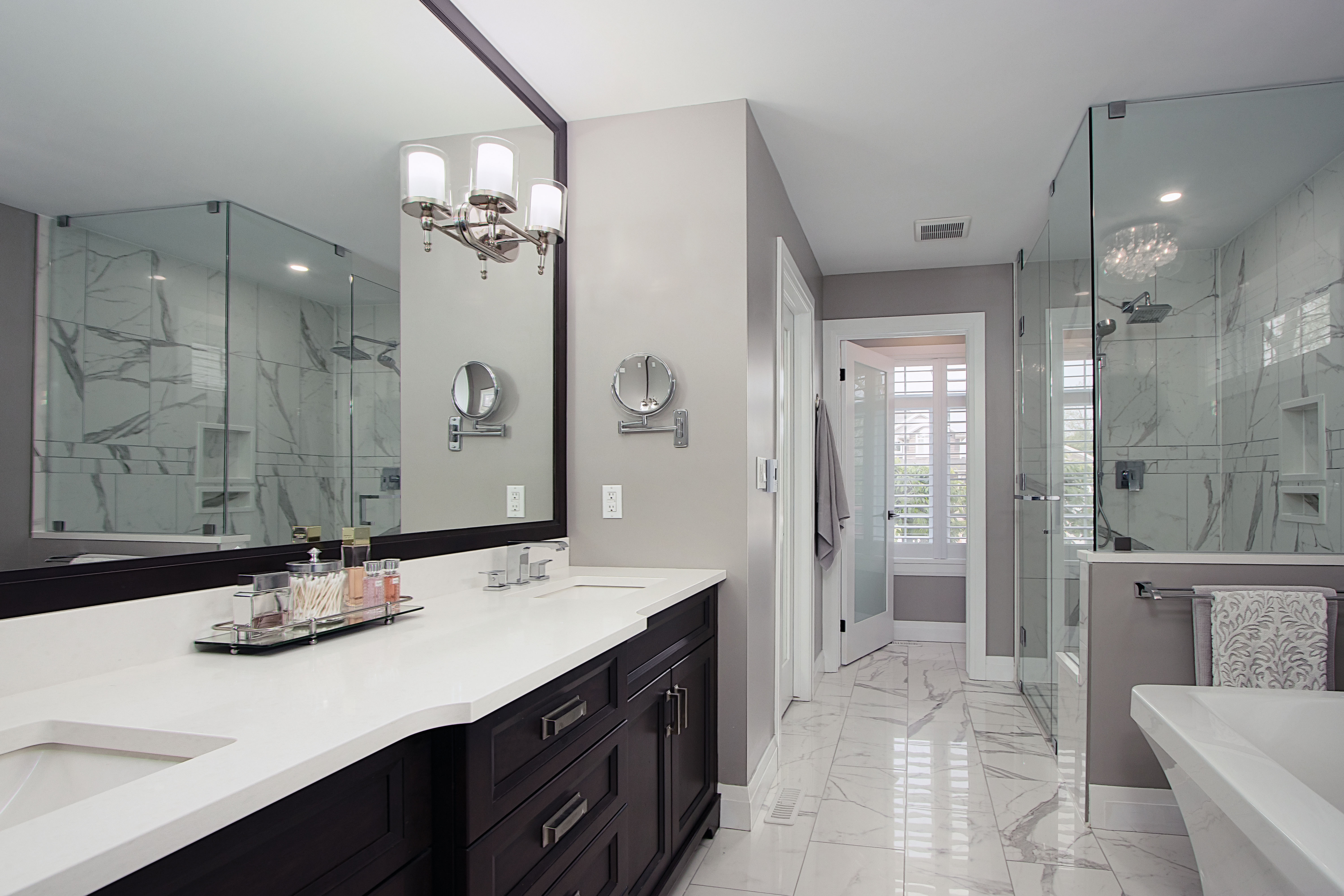 87 Primary Bedroom Ensuite